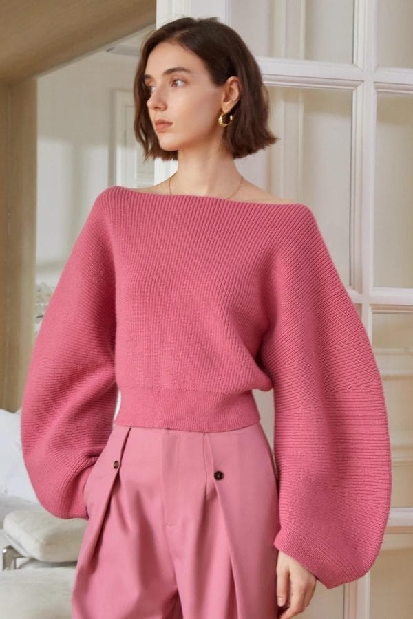 ONE-SHOULDER SWEATER