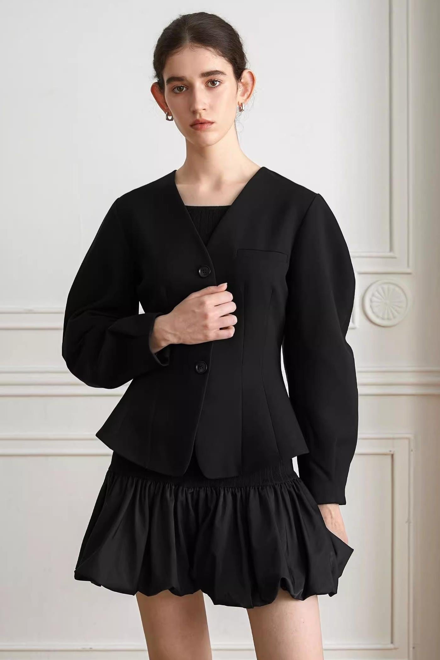 V-NECK CASUAL SHORT JACKET