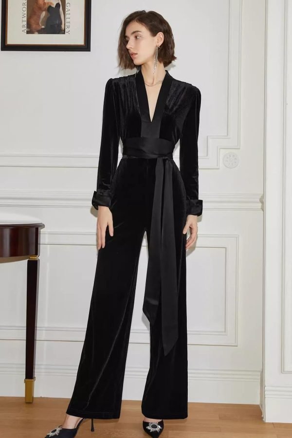 V-NECK JUMPSUIT