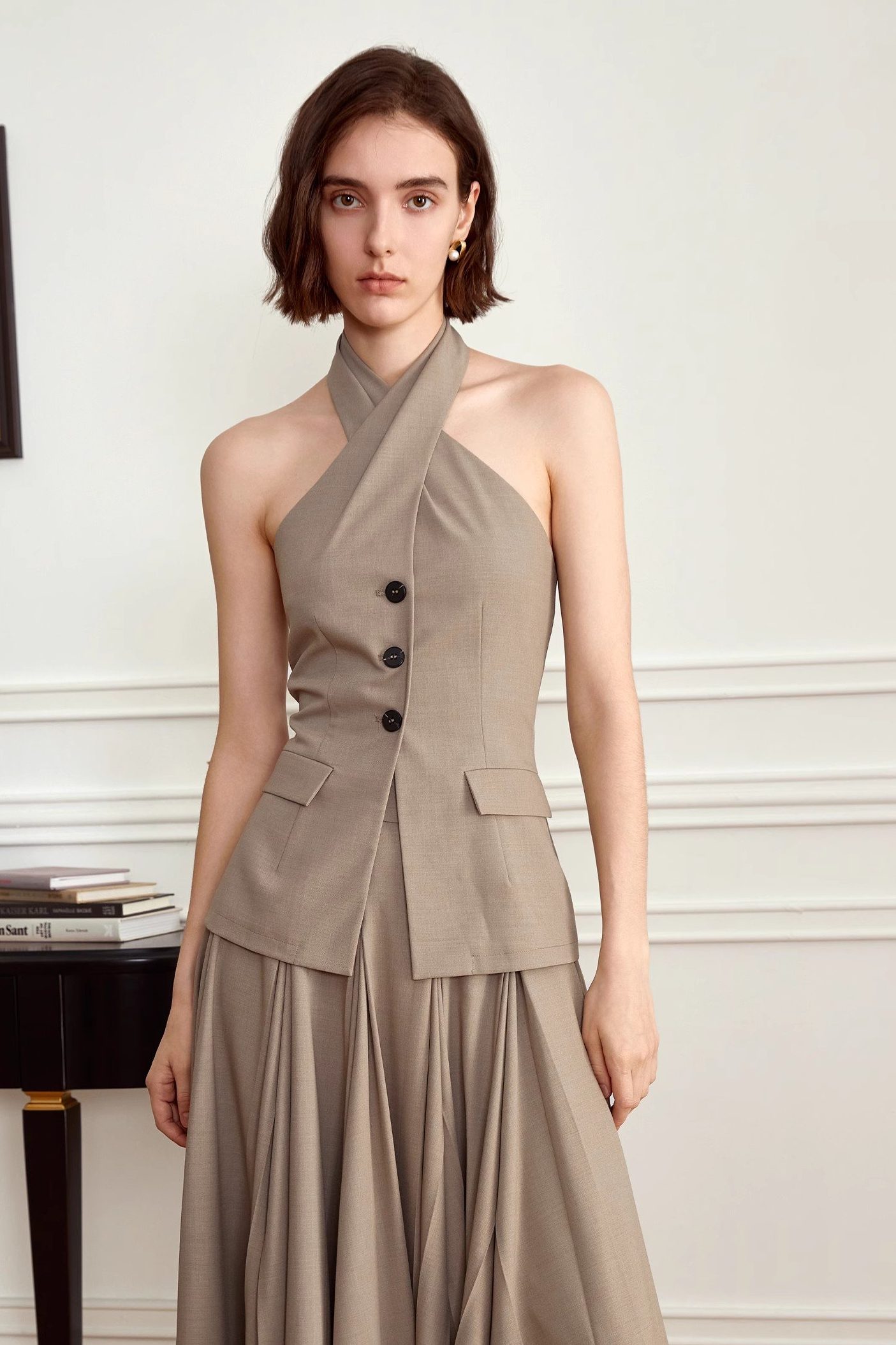 HANGING NECK SUIT VEST