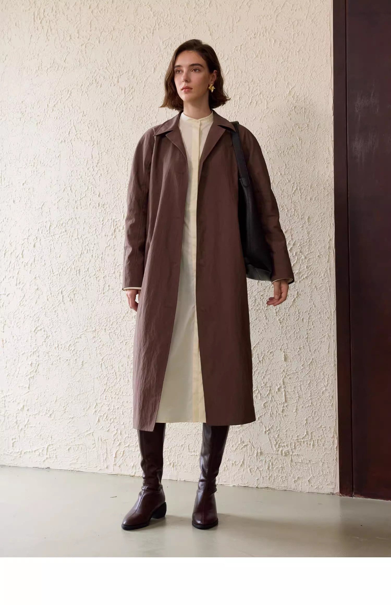 TRENCH COAT