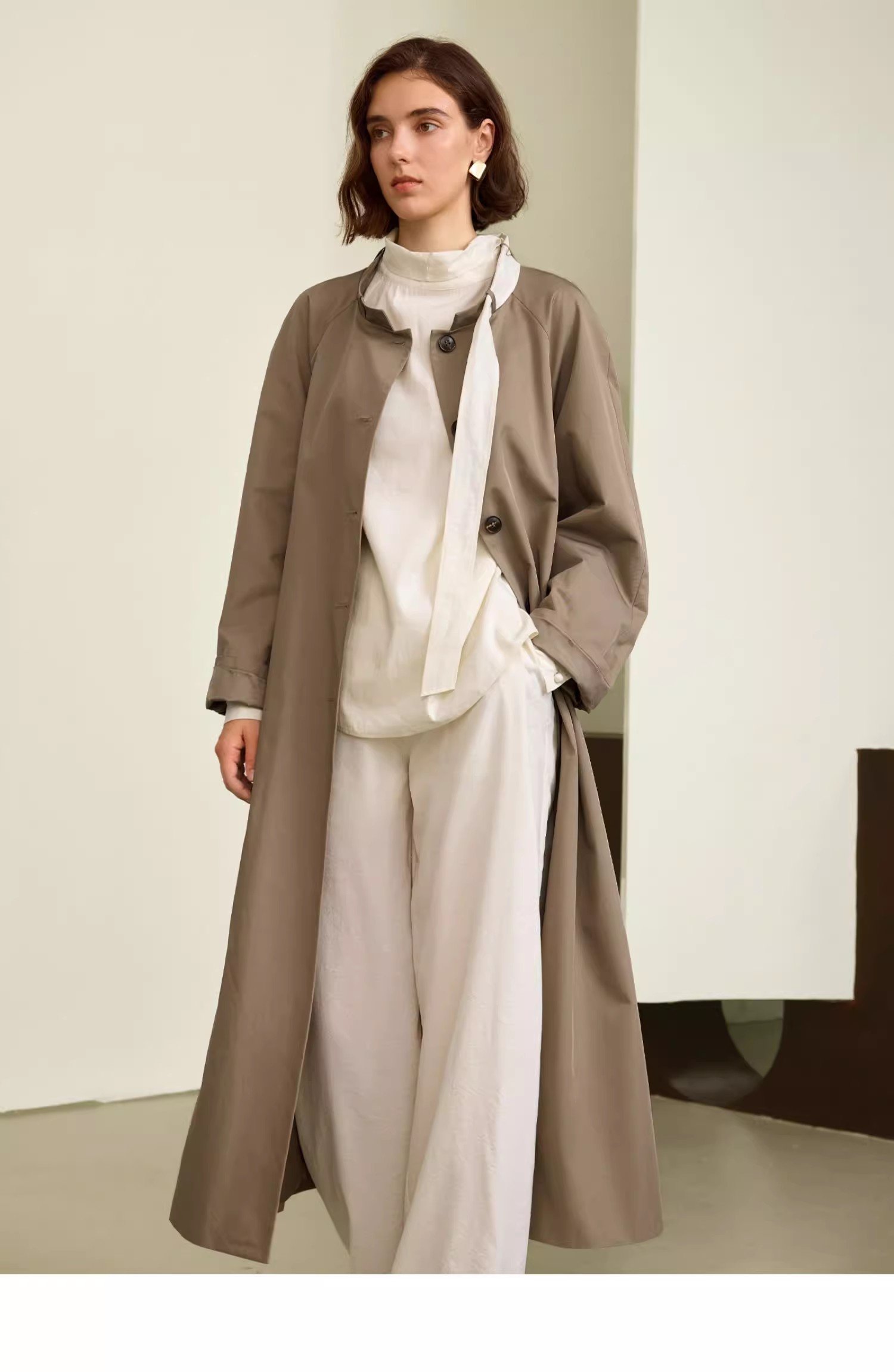 MID-LENGTH TRENCH COAT
