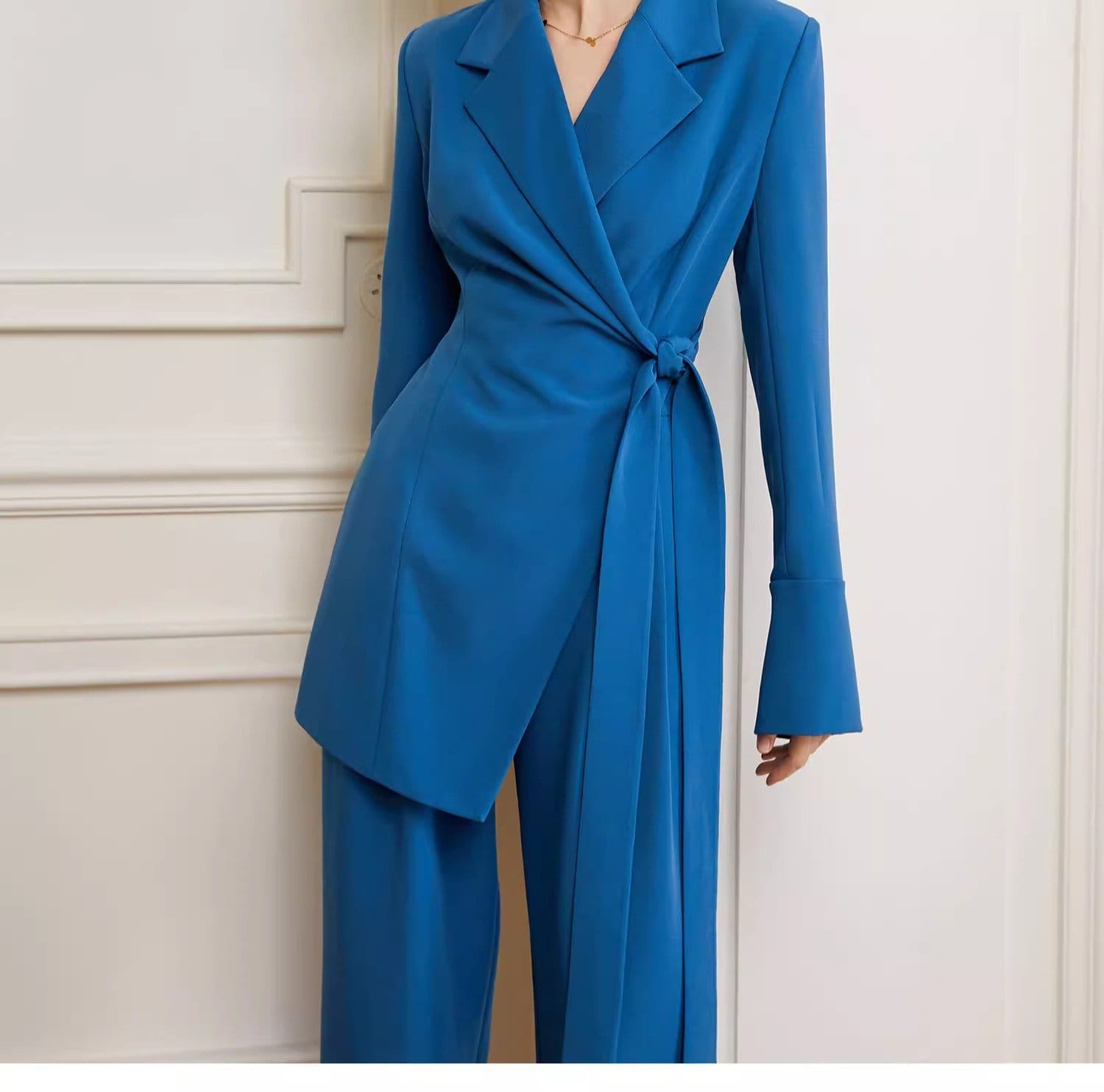 TEMPERAMENT LACE JUMPSUIT