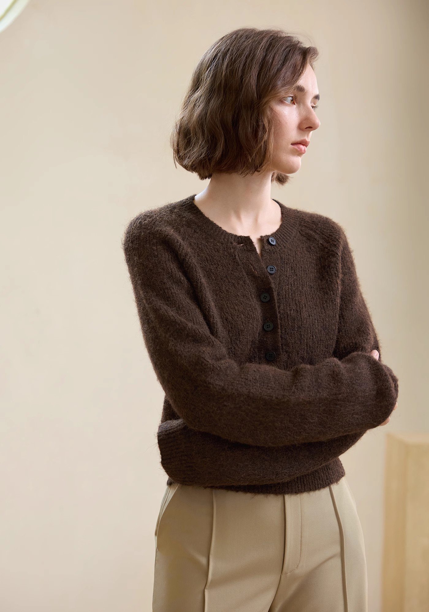 DESIGNED BUTTON SWEATER