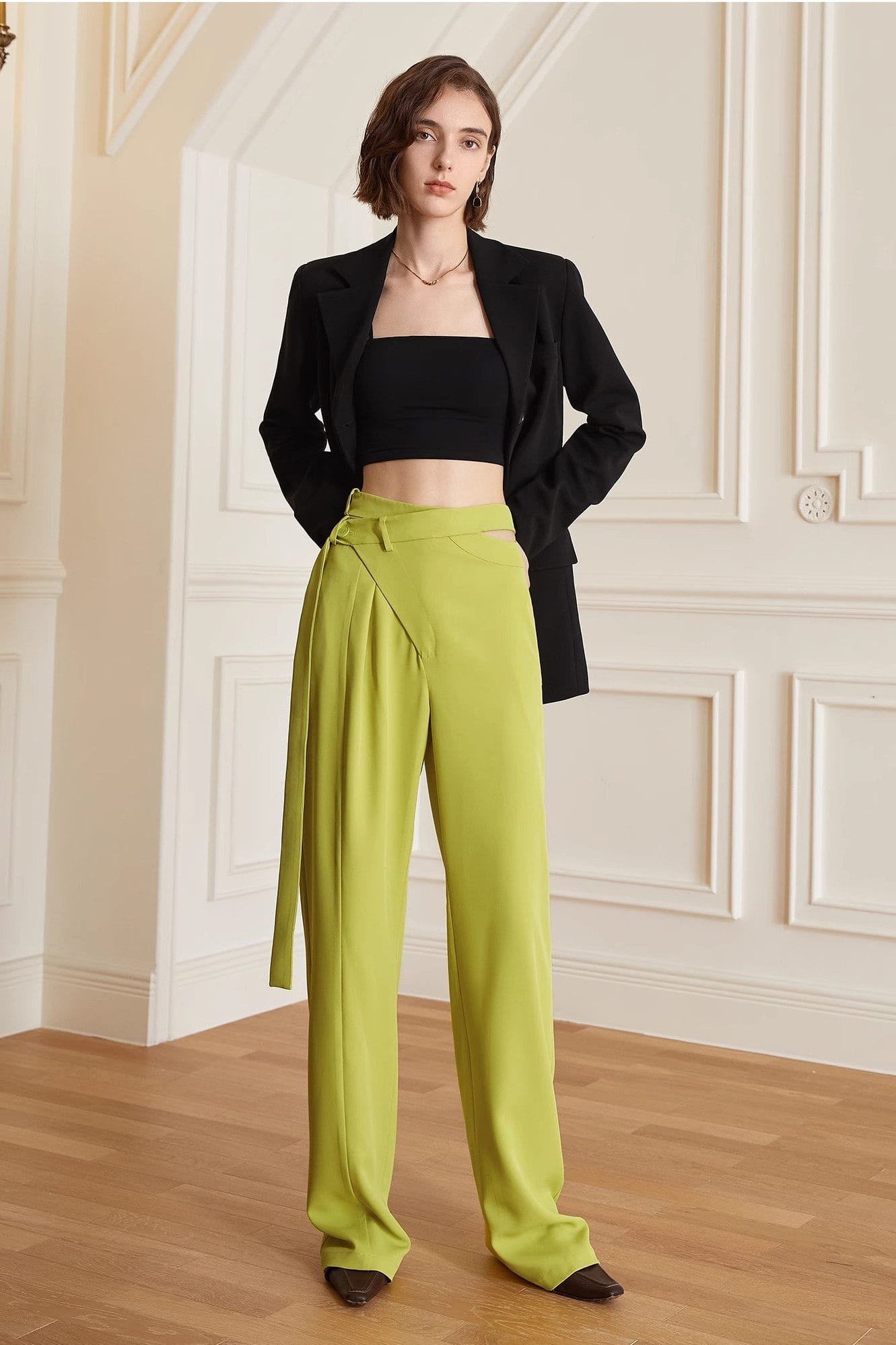 HIGH-WAISTED TROUSERS